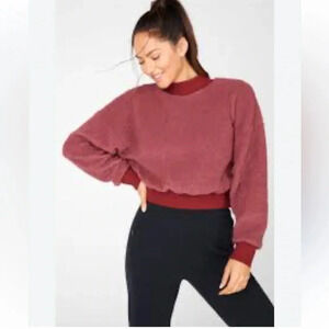 Fabletics Malia Polar Fleece Pullover Maroon Red Teddy Fuzzy Cropped Size XS